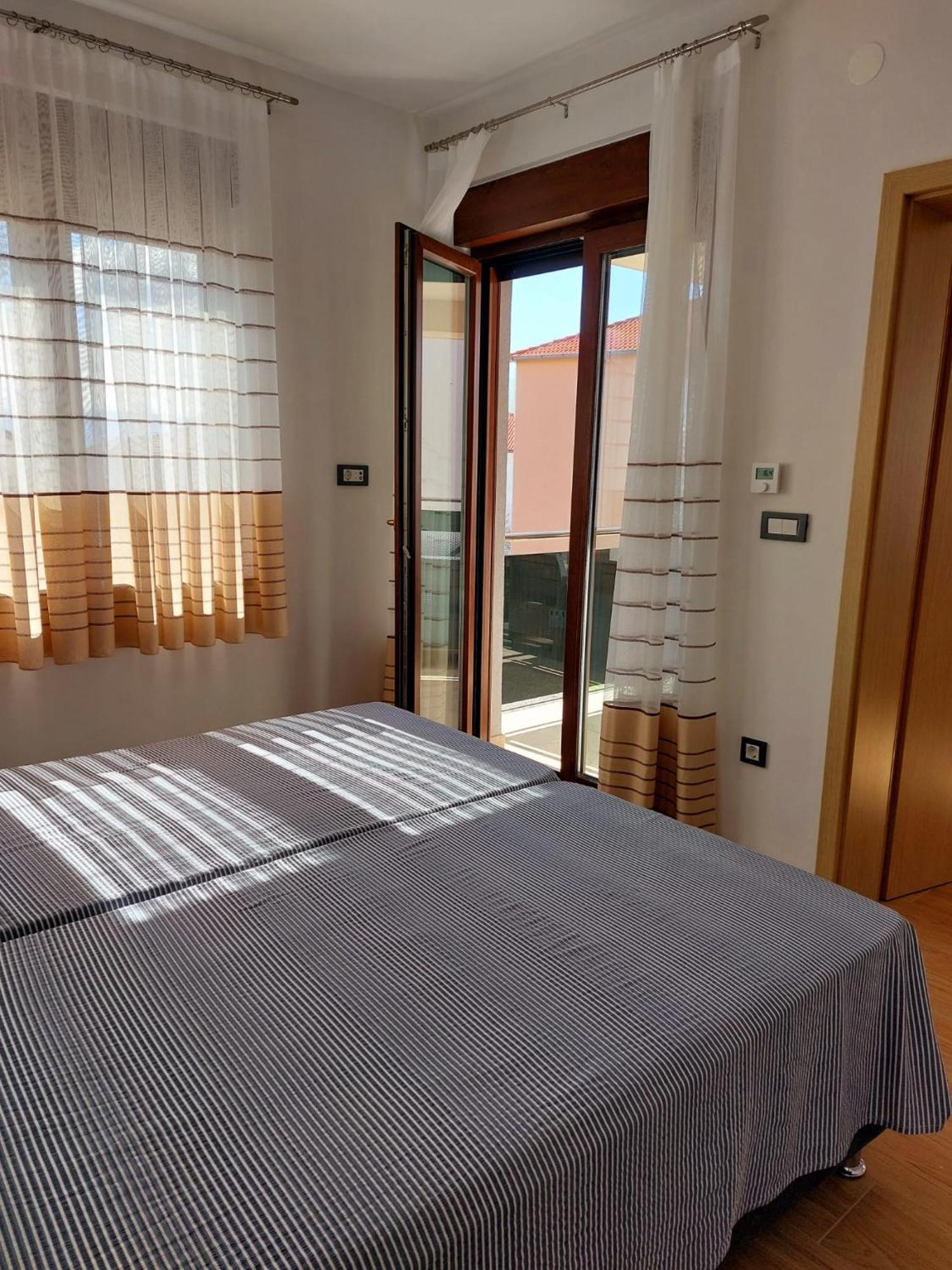 Apartmani Ivana Novi Новий Винодольський Екстер'єр фото